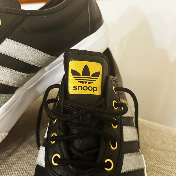 Snoop Dogg ADIDAS ADI-EASE SNOOP DOGG Black/Clear Sky/CALI Gold EditionLike New. - Picture 2 of 6